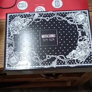 Moschino Toy Boy Black Eau De Perfume Set